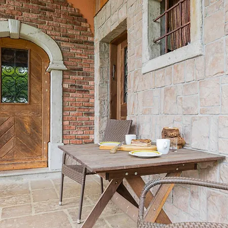 Holiday home House Na Meji With Sauna - Happy