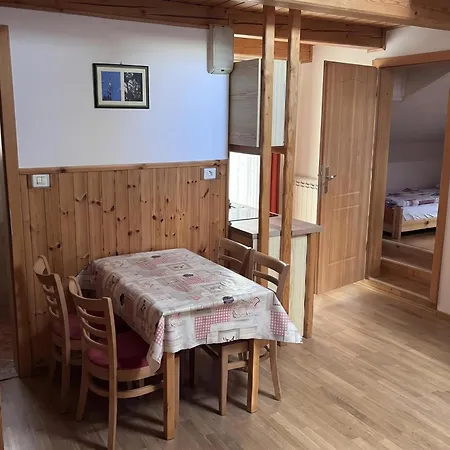 Na Meji Apartament Pivka