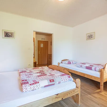 Apartament Na Meji *