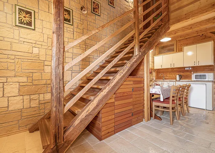 بيت للعطل House Na Meji With Sauna - Happy *